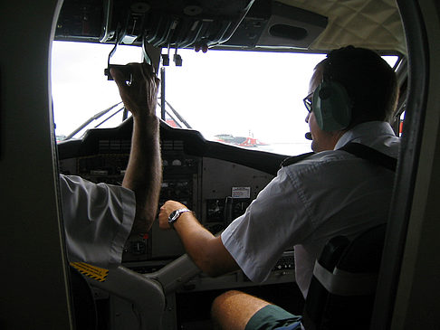 Cockpit des Wasserflugzeugs