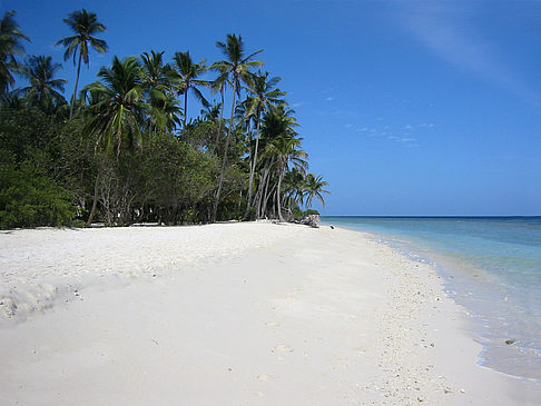 Foto Der weiße Sandstrand